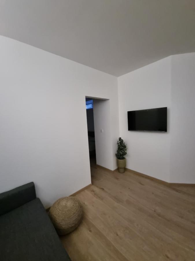 Apartments "M" Pula Ngoại thất bức ảnh