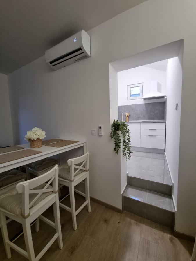 Apartments "M" Pula Ngoại thất bức ảnh
